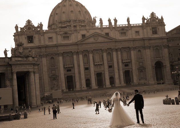 ما هو توجه الكنيسة نحو المنفصلين والمتزوجين ثانية؟