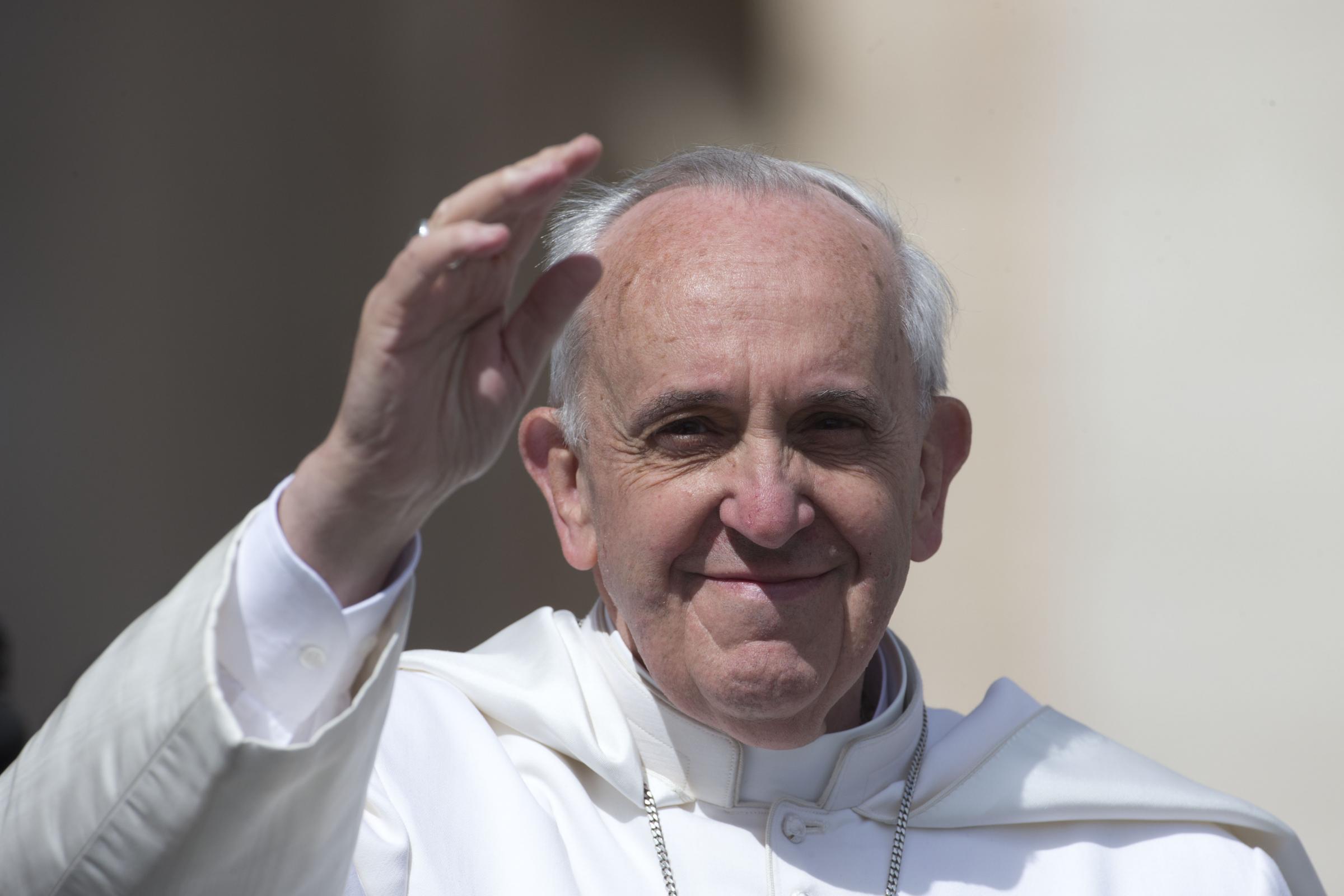 قداسة البابا… إننا نثق في تعاليمك
