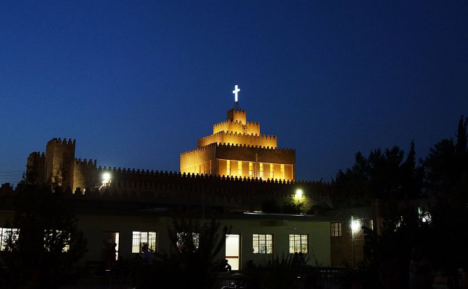 أنباء عن اختفاء راهبتين وهجوم على كنائس في الموصل