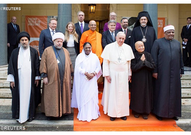 البابا فرنسيس: العمل معا لاستئصال آفة العبودية الحديثة بكل أشكالها