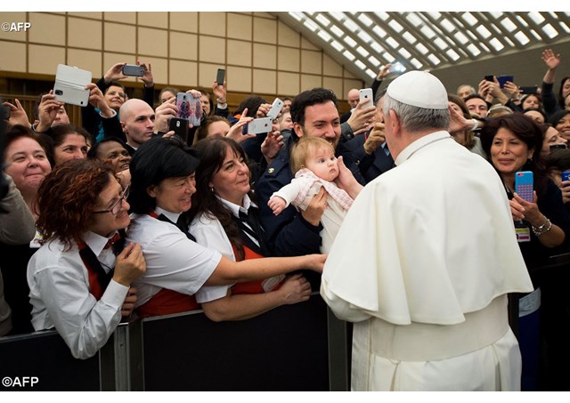 6 نصائح يسديها البابا فرنسيس للعائلات