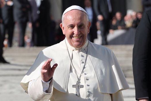 البابا يدعو إلى ثورة لانقاذ الارض