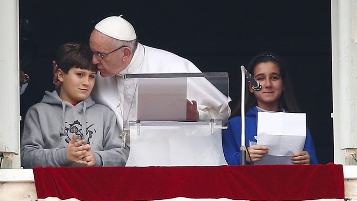 البابا فرنسيس يدخل عالم السينما بفيلم ديني