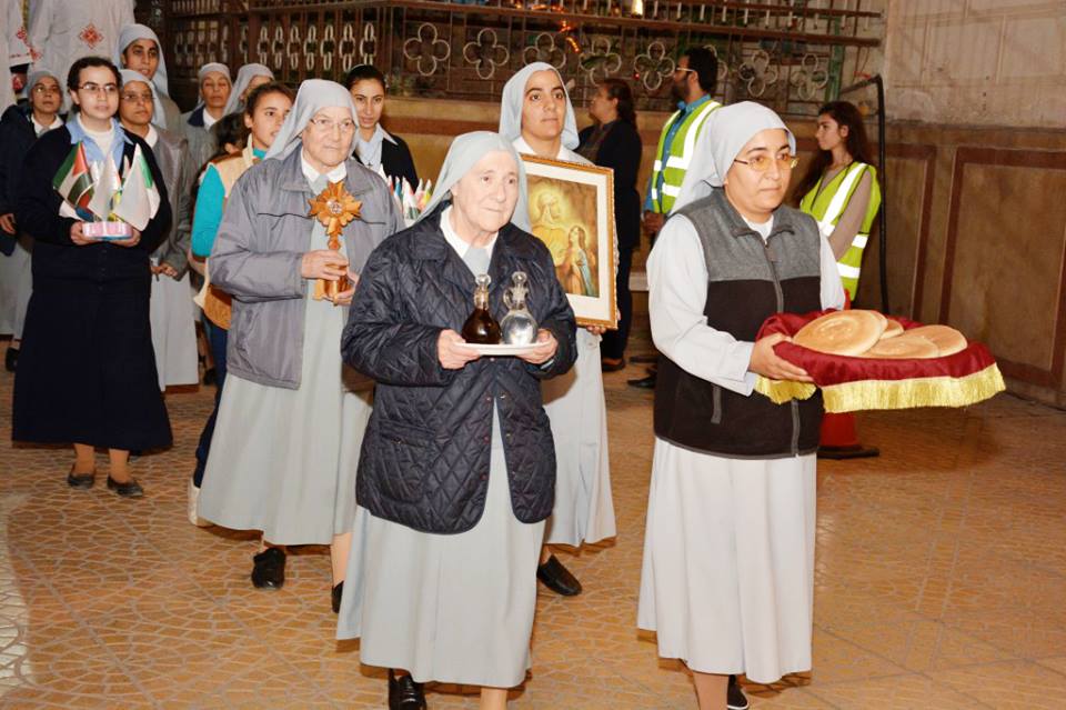 الاحتفال بمرور 150 عاما على تأسيس رهبانية بنات القديسة حنة