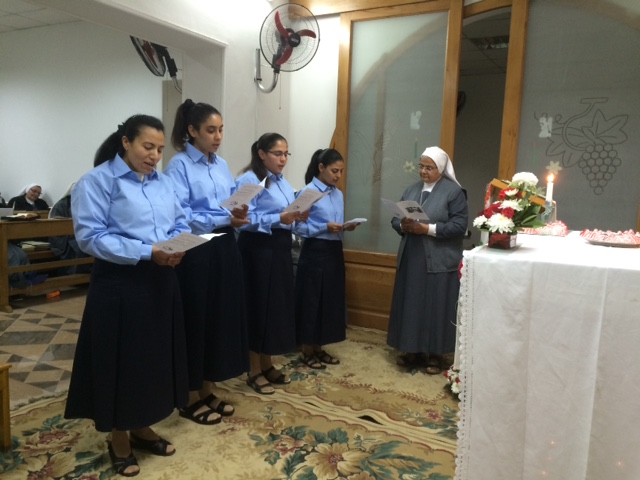 احتفالية النذور الأولى لأربعة اخوات من صغيرات القلب المقدس الفرنسيسكانيات
