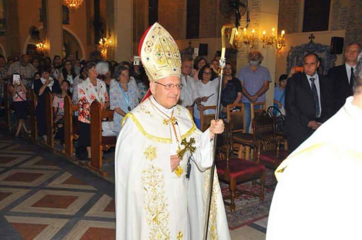 الخوراسقف فيليب نجم  المدبر البطريركي للكلدان في مصر يقدم تعازيه لمصر