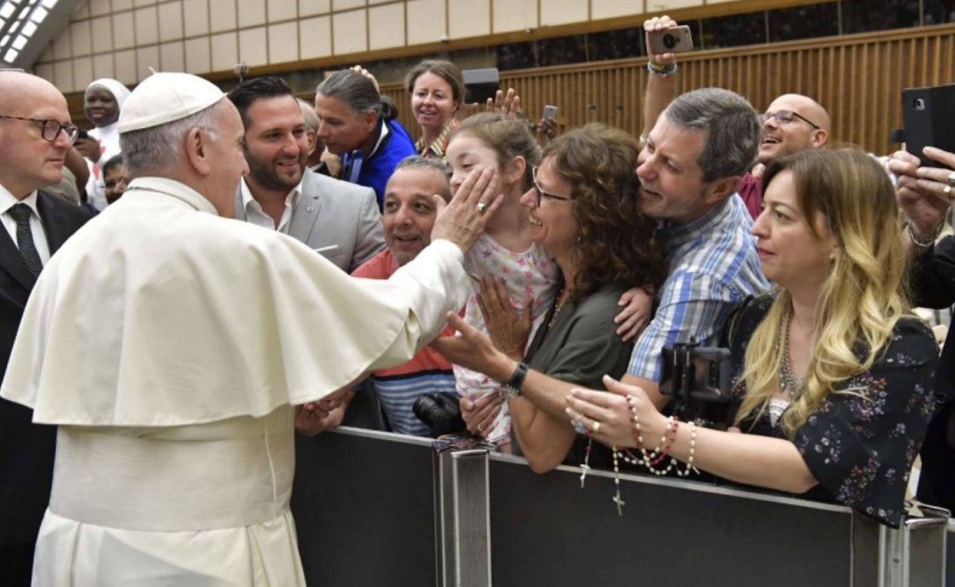 دبلن 2018: البابا يتمنّى أن تكون فترة إصغاء إلى العائلات