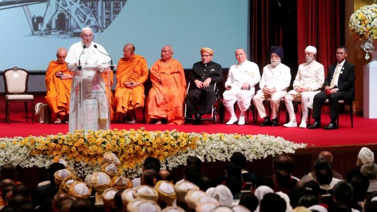 خطاب البابا فرنسيس إلى القادة الدينيين في تايلاند