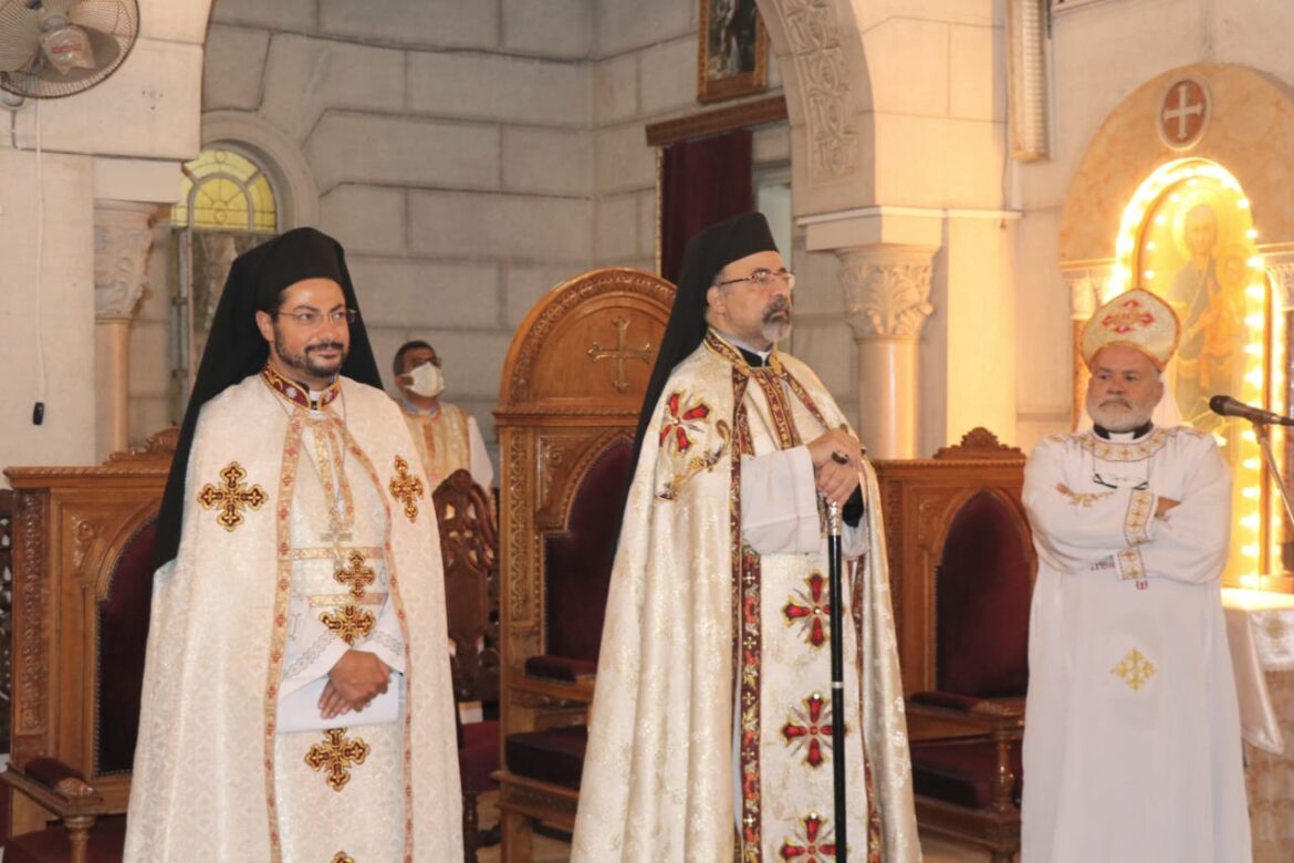 غبطة البطريرك الأنبا إبراهيم إسحق يترأس قداس افتتاح المسيرة السينودسية بالإيبارشية البطريركية